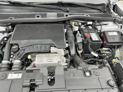 Photo 101 Citroën C4  PureTech 130 S&S BVM6