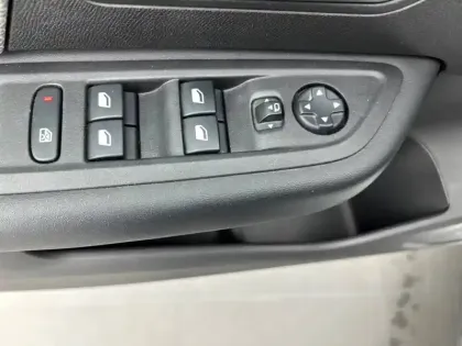 Photo 42 Citroën C4  PureTech 130 S&S BVM6