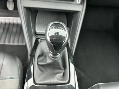 Photo 36 Citroën C4  PureTech 130 S&S BVM6