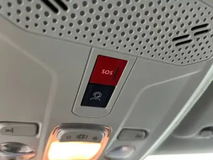 Photo 46 Citroën C4  Hybride 100 e-DCS6