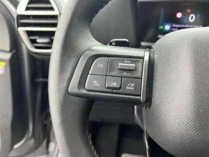 Photo 66 Citroën C4  Hybride 100 e-DCS6