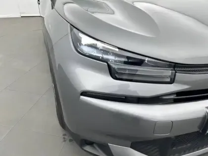 Photo 15 Citroën C4  Hybride 100 e-DCS6