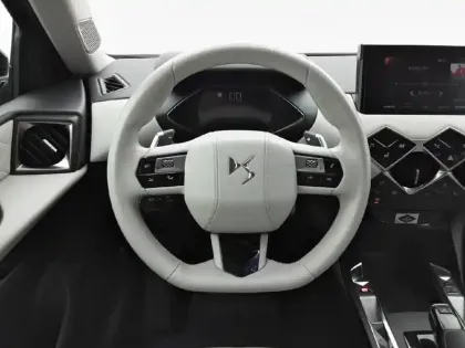 Photo 8 DS DS 3 DS3 Crossback PureTech 130 EAT8