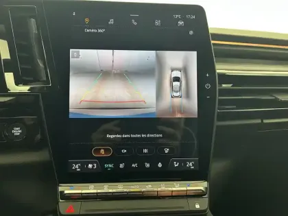 Photo 15 Renault Austral  E-Tech hybrid 200