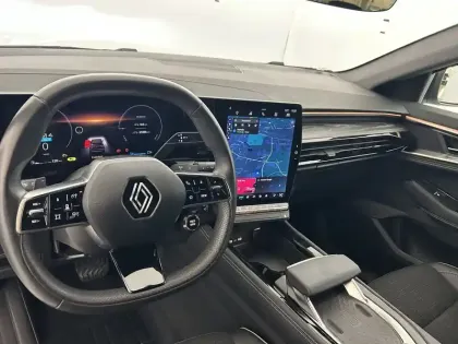 Photo 9 Renault Austral  E-Tech hybrid 200