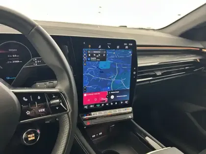 Photo 13 Renault Austral  E-Tech hybrid 200