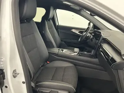 Photo 11 Renault Austral  E-Tech hybrid 200