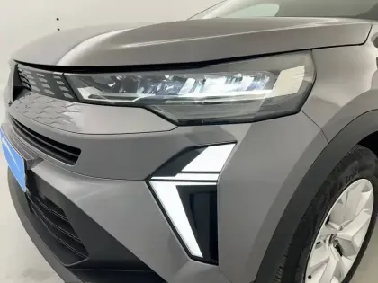 Photo 48 Renault Symbioz  E-Tech full hybrid 145