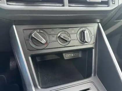 Photo 20 Volkswagen Polo  1.0 TSI 95 S&S DSG7