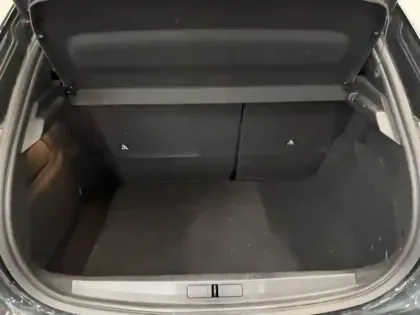 Photo 19 Peugeot 208  PureTech 100 S&S EAT8