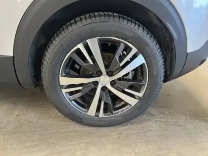 Photo 27 Peugeot 3008  Hybrid 225 e-EAT8