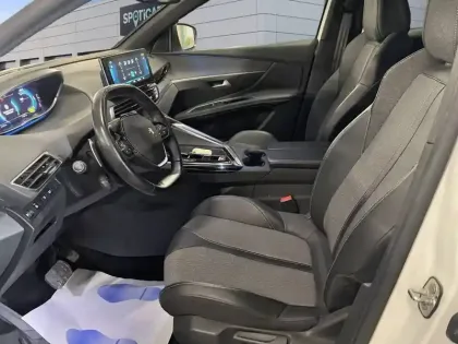 Photo 42 Peugeot 3008  Hybrid 225 e-EAT8