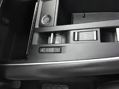 Photo 13 Citroën C5 aircross  Hybride Rechargeable 225 e-EAT8