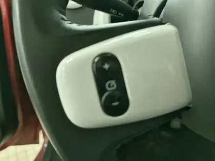 Photo 39 Renault Twingo  III TCe 95