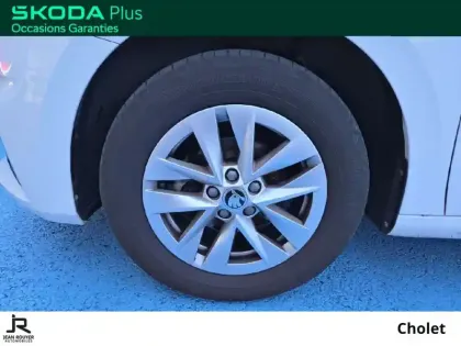 Photo 8 Skoda Fabia  1.0 MPI 80 ch BVM5