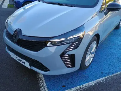 Photo 20 Renault Clio  Eco-G 100 ch GSR2