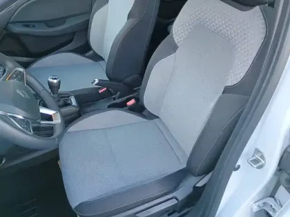 Photo 8 Renault Clio  Eco-G 100 ch GSR2