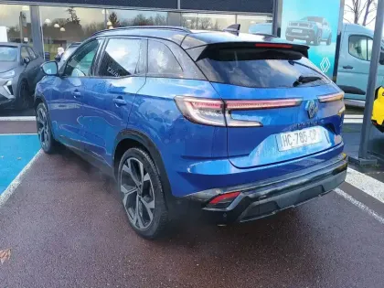 Photo 41 Renault Austral  E-Tech full hybrid 200 GSR2