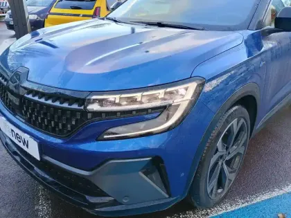 Photo 20 Renault Austral  E-Tech full hybrid 200 GSR2