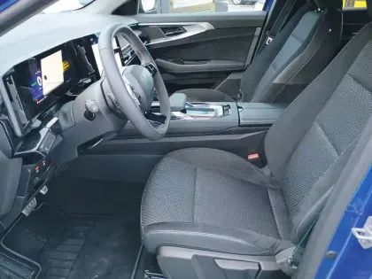 Photo 12 Renault Austral  E-Tech full hybrid 200 GSR2