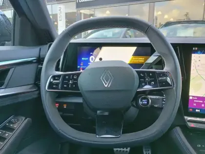 Photo 13 Renault Austral  E-Tech full hybrid 200 GSR2