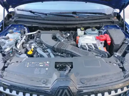 Photo 32 Renault Austral  E-Tech full hybrid 200 GSR2