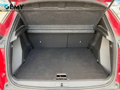Photo 37 Peugeot 2008  Electrique 136 ch