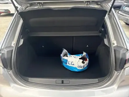 Photo 5 Peugeot 208  Electrique 50 kWh 136ch
