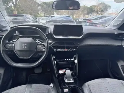 Photo 7 Peugeot 208  Electrique 50 kWh 136ch