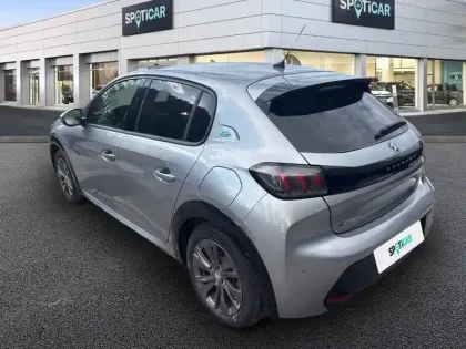 Photo 6 Peugeot 208  Electrique 50 kWh 136ch