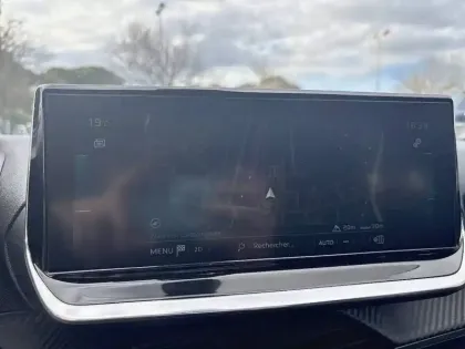 Photo 16 Peugeot 208  Electrique 50 kWh 136ch