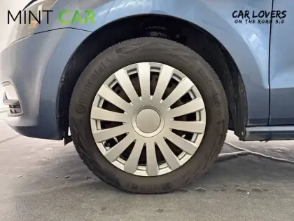 Photo 8 Volkswagen Polo  1.0 75