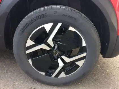 Photo 25 Peugeot 2008  Hybrid 145 e-DCS6