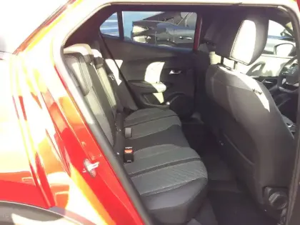 Photo 8 Peugeot 2008  Hybrid 145 e-DCS6