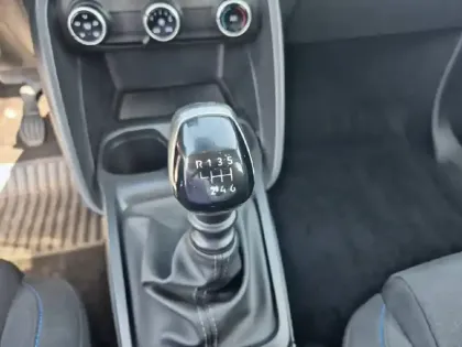 Photo 13 Citroën C3  Turbo 100 ch BVM6