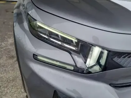 Photo 15 Citroën C3 Aircross  Hybride 145 e-DCS6