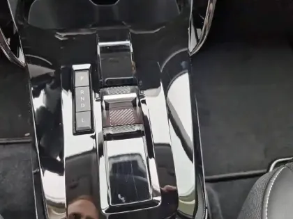 Photo 13 Citroën C3 Aircross  Hybride 145 e-DCS6