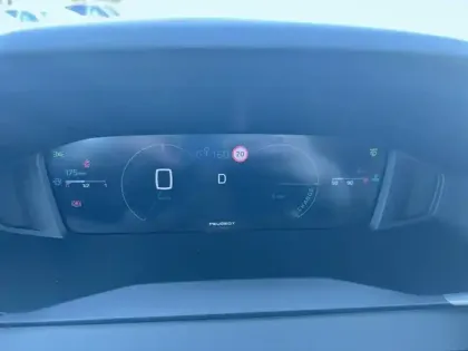 Photo 9 Peugeot 208  Hybrid 110 e-DCS6