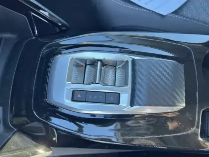 Photo 13 Peugeot 208  Hybrid 110 e-DCS6