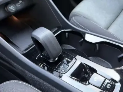 Photo 32 Volvo Xc40  B3 163 ch DCT7