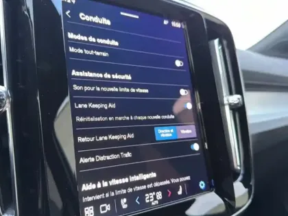 Photo 23 Volvo Xc40  B3 163 ch DCT7