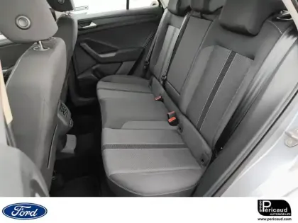 Photo 7 Volkswagen T-roc  1.0 TSI 110 Start/Stop BVM6