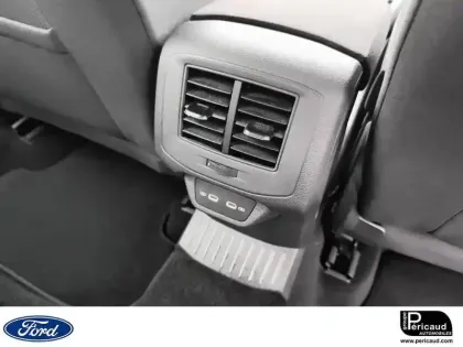 Photo 10 Volkswagen T-roc  1.0 TSI 110 Start/Stop BVM6