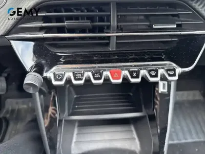 Photo 12 Peugeot 208  BlueHDi 100 S&S BVM6