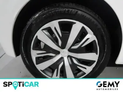 Photo 21 Peugeot 208  BlueHDi 100 S&S BVM6
