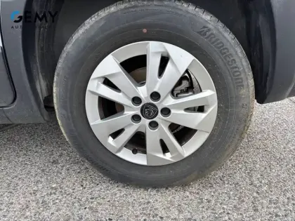 Photo 10 Peugeot Rifter  Standard BlueHDi 100 BVM5