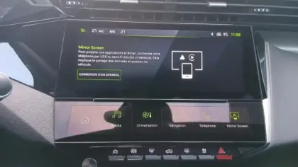 Photo 101 Peugeot 408  Hybrid 145 e-DCS6