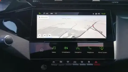 Photo 56 Peugeot 408  Hybrid 145 e-DCS6