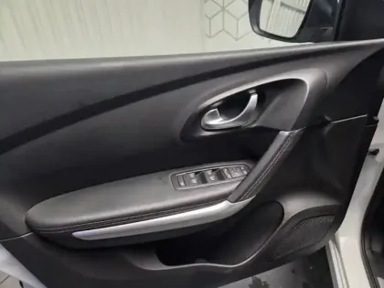 Photo 33 Renault Kadjar  Blue dCi 115