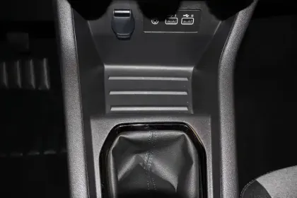 Photo 26 Renault Clio  Eco-G 100 ch GSR2